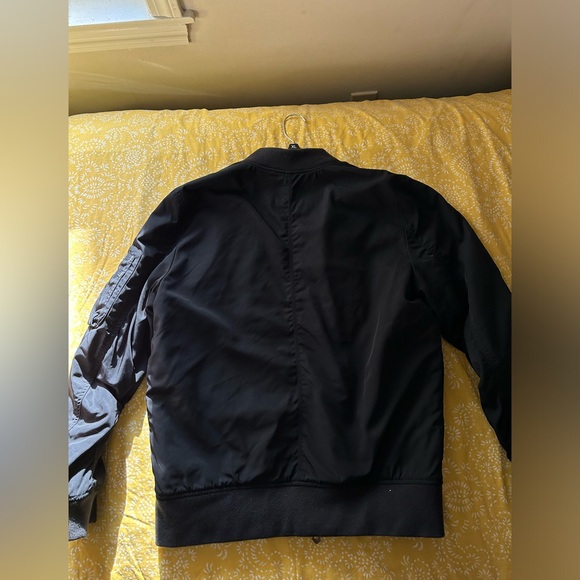Abercrombie & Fitch black bomber jacket. Size S. - Picture 2 of 4